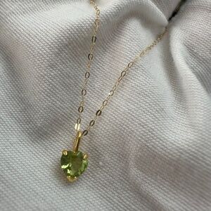 Peridot Necklace in 18K Yellow Gold Chain